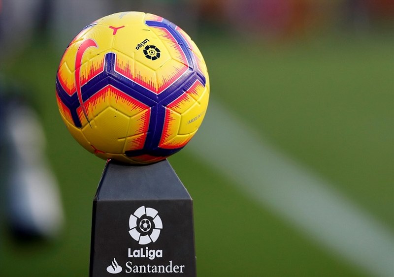 Các thông tin cơ bản về một mùa giải La Liga là gì?